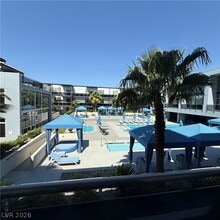Building Photo - 8925 W Flamingo Rd
