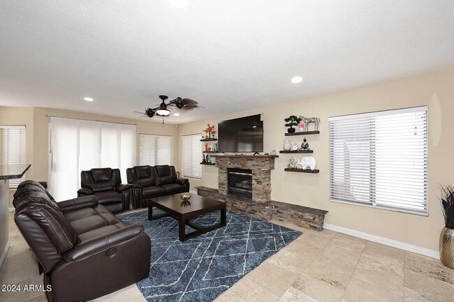 Building Photo - 25224 N 66th Dr