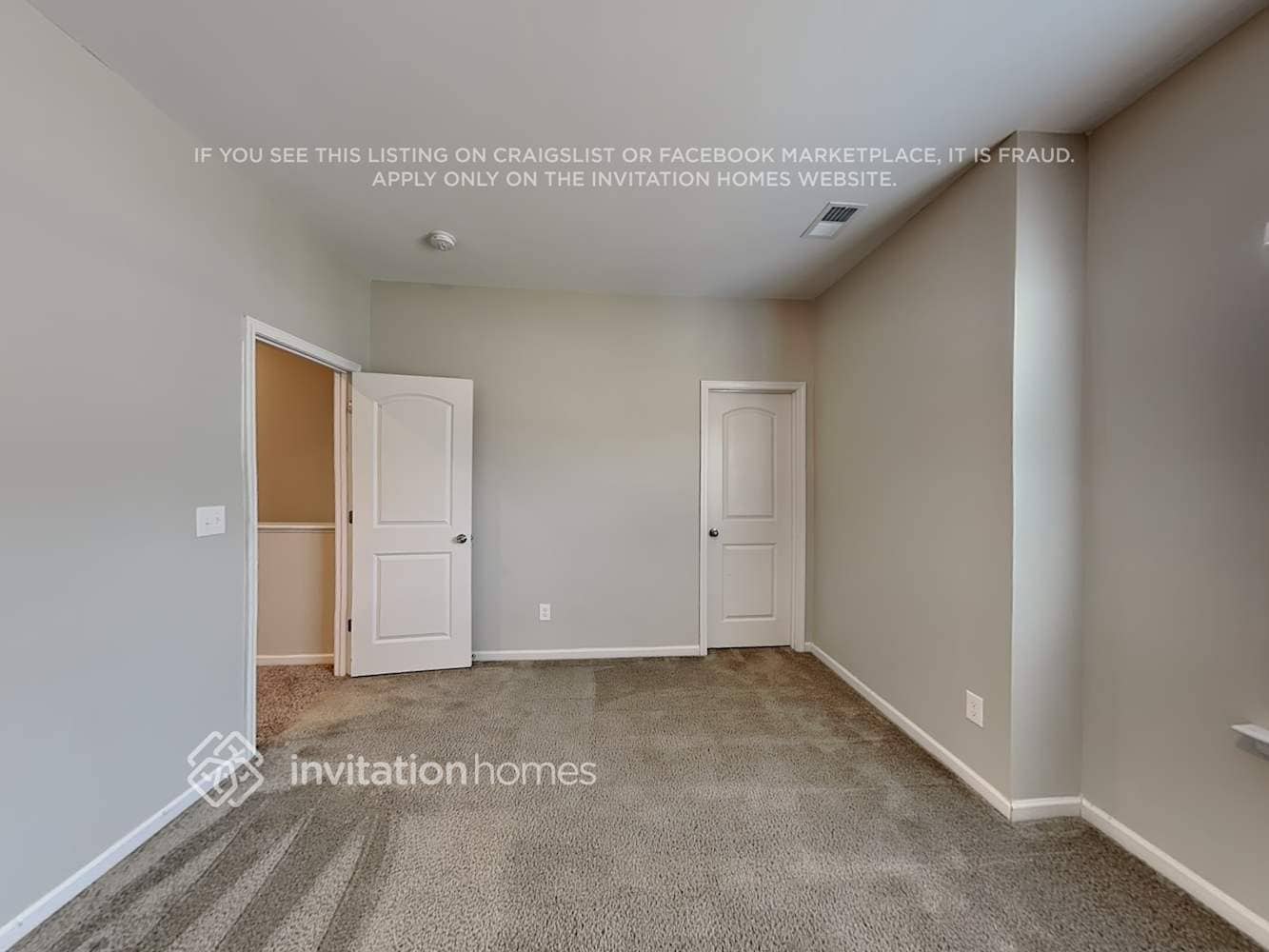 Building Photo - 11392 Cedarvale Farm Pkwy