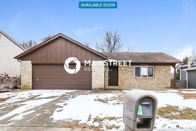 Primary Photo - 2033 Queensbridge Dr