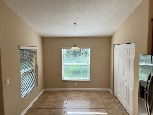 Building Photo - 6 Barbera Ln