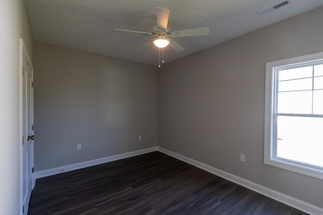 Building Photo - 3054 Gunsmoke Trail Way