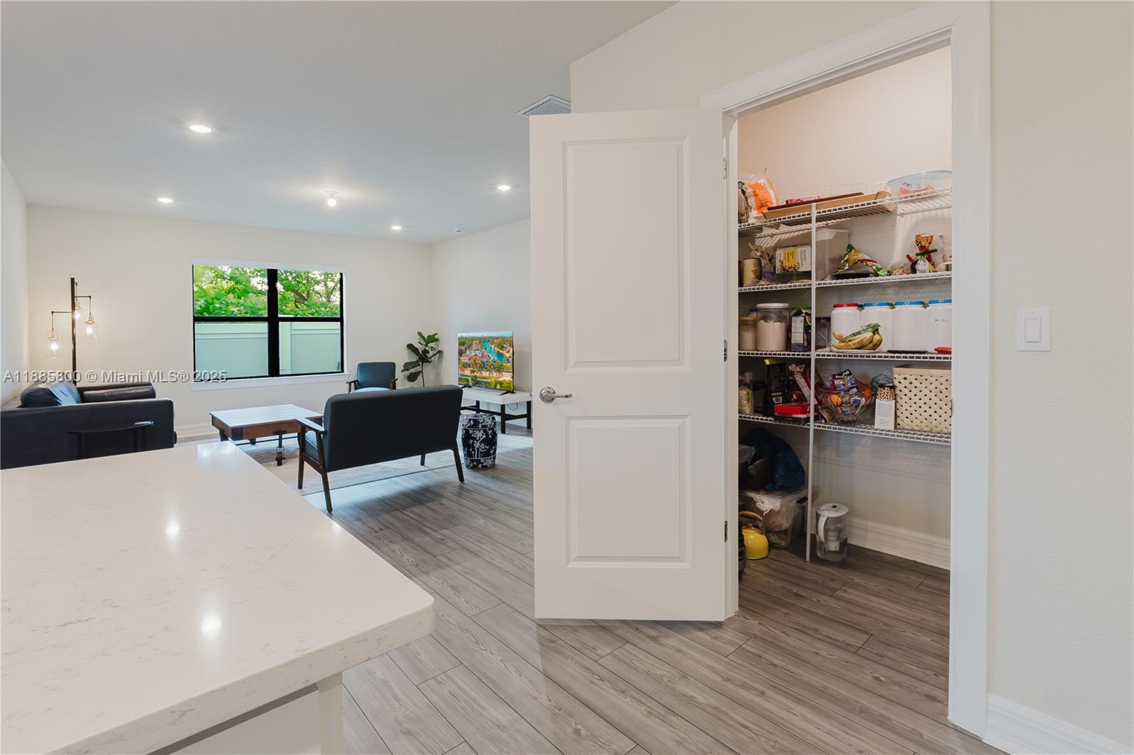 Building Photo - 3001 Hibiscus Ave