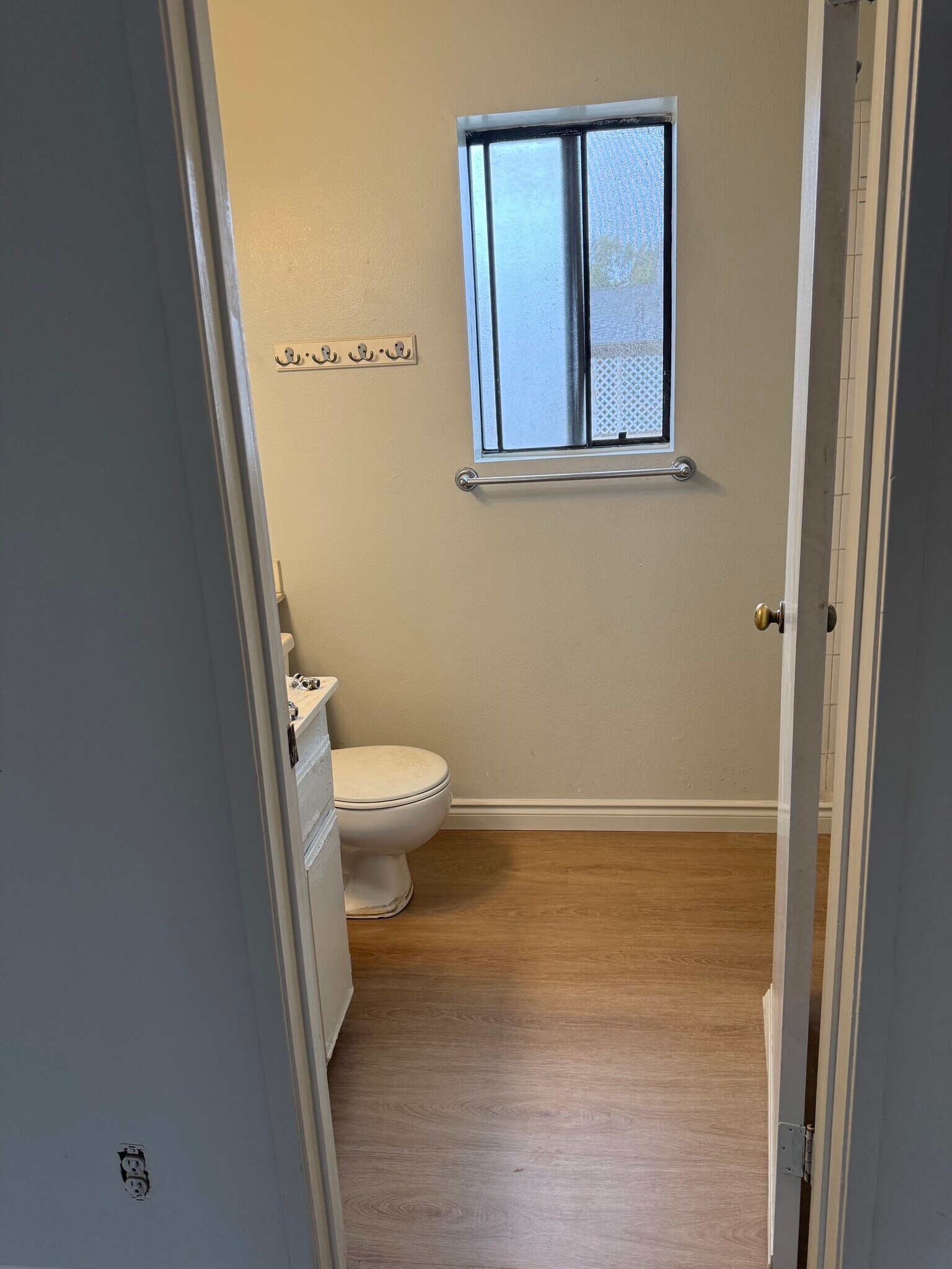 Master Bedroom Bathroom - 819 S Golden West Ave