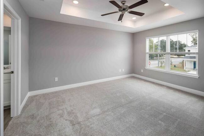 Building Photo - 319 Carmel Dr