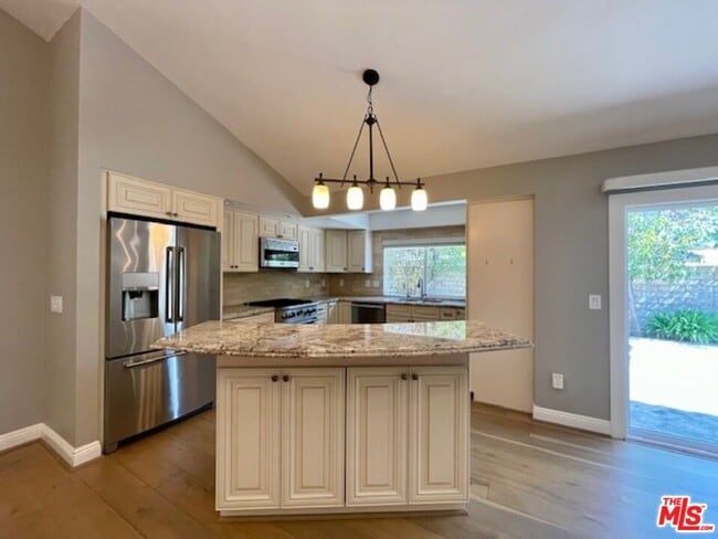 Building Photo - 1080 Finrod Ct