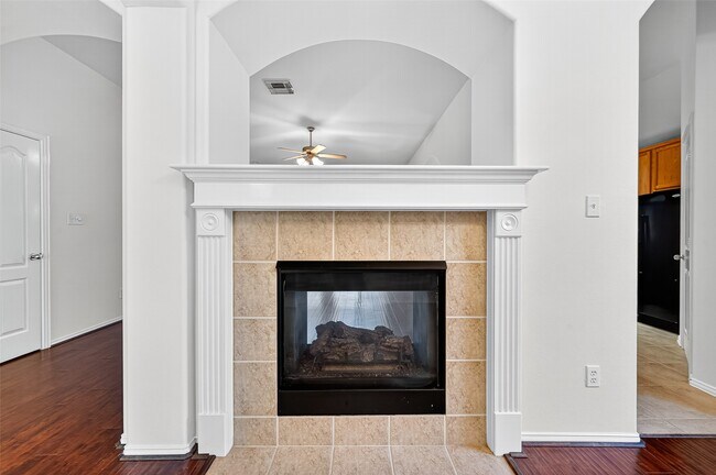 Building Photo - 4826 Claymill Ct