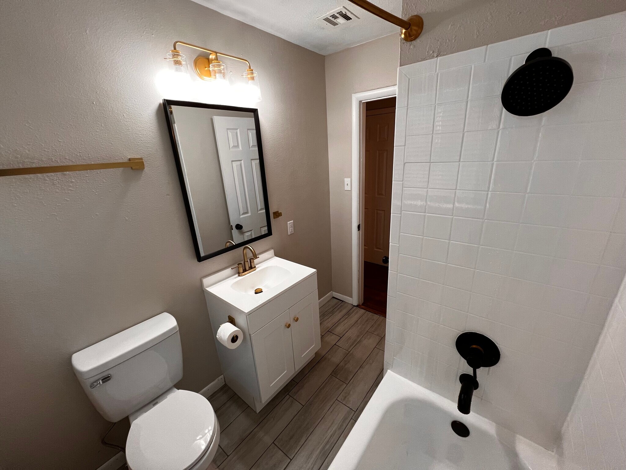 Building Photo - 1321 N 2nd Ave