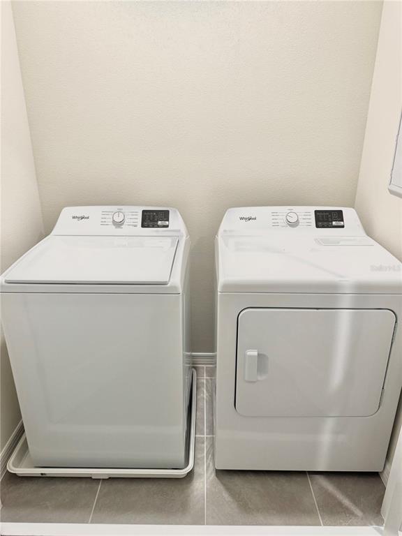 Building Photo - 2925 Canary Ave