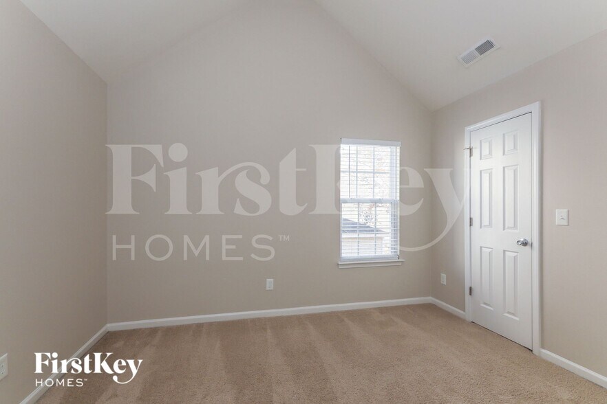 Building Photo - 5911 Parkstone Drive