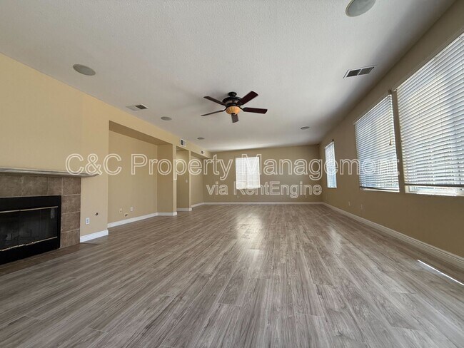 Building Photo - 1180 Pueblo Ct