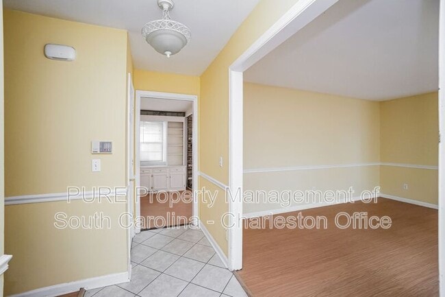 Building Photo - 654 McCutchen Cir