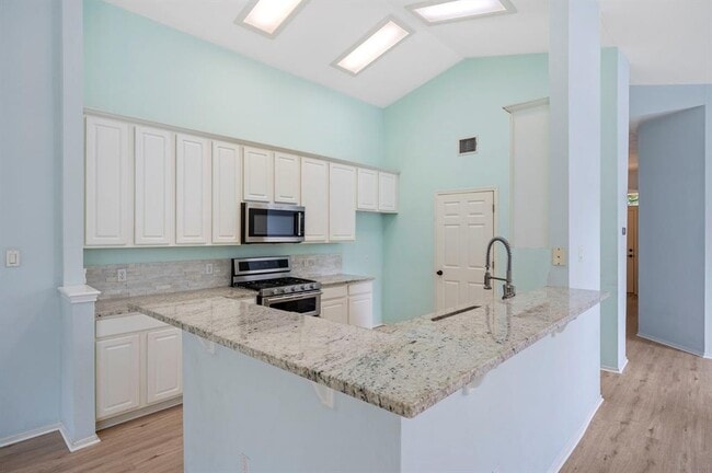 Building Photo - 903 Settlement Cove