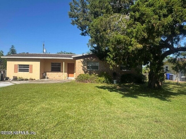 Building Photo - 26 Sea Park Dr
