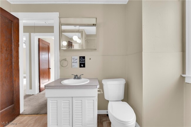 Building Photo - 18901 Renwood Ave