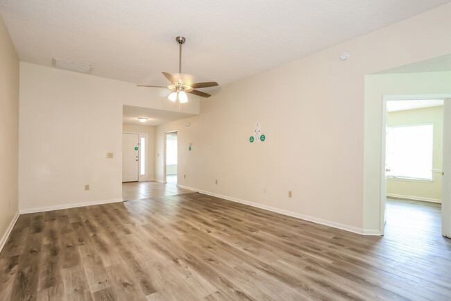 Building Photo - 11141 Coldfield Dr