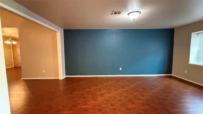 Building Photo - 6007 Dryad Dr