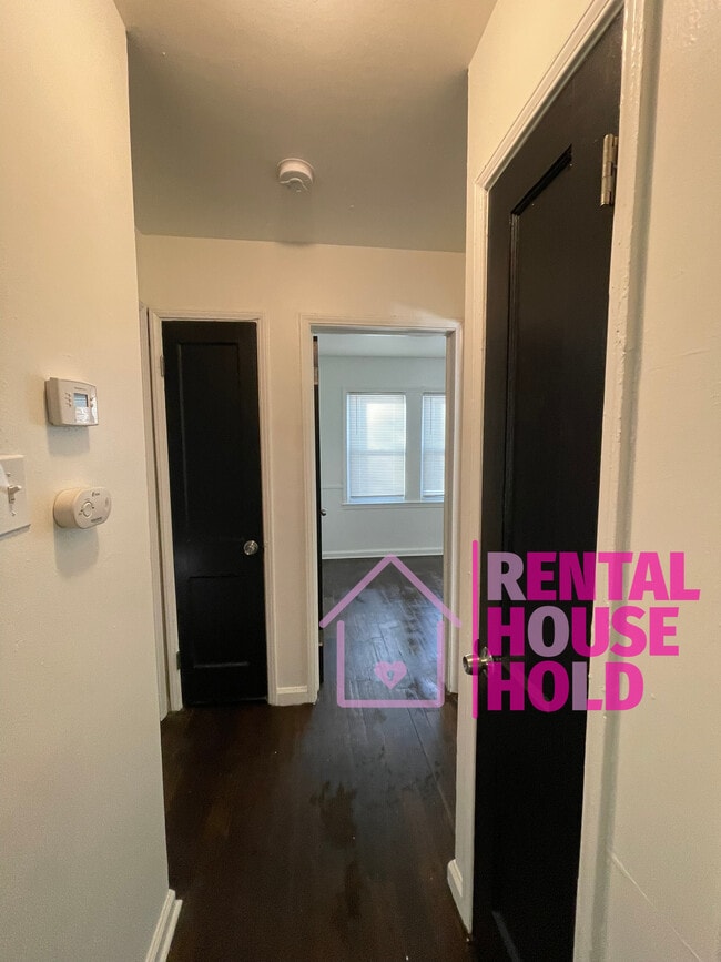 Building Photo - 12511 Whitehill St