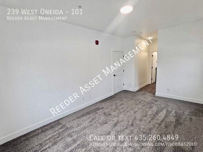 Building Photo - 239 West Oneida-101