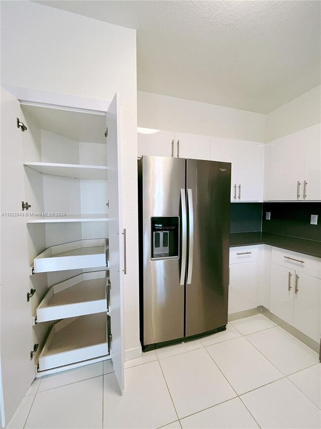 Stainless Steel Appliances - 15650 SW 136th St