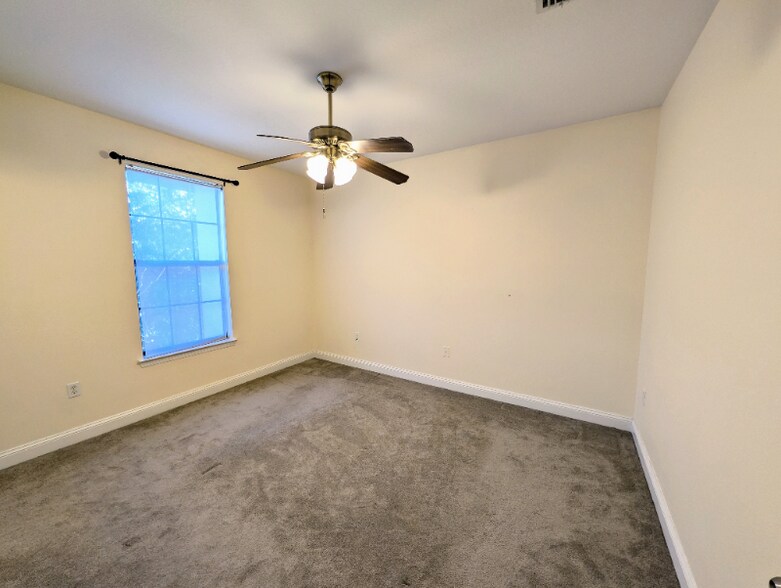 Building Photo - 12700 Bartram Park Blvd