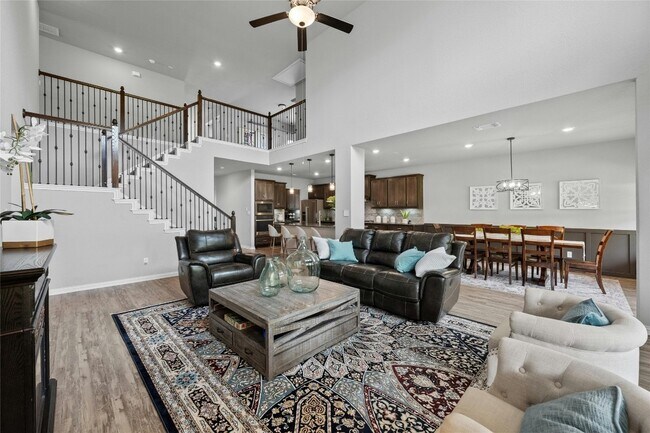 Building Photo - 12900 Mission River Dr