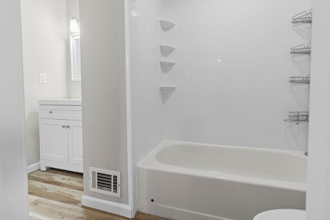 Building Photo - Broad Ripple townhome with garage, updated kitchen, and walkable convenience!