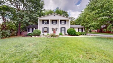 Building Photo - **RENOVATED COLONIAL ON OVER AN ACRE ZONED FOR WILLIAMSON COUNTY BRENTWOOD SCHOOLS**
