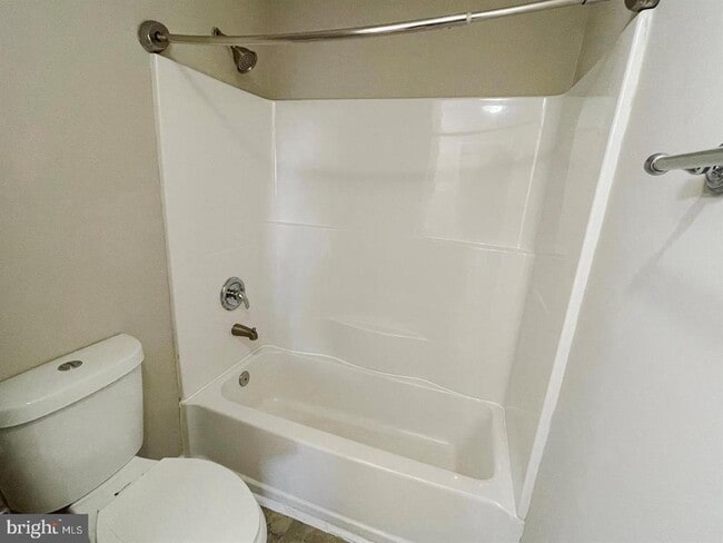 Building Photo - 625 Glynita Cir