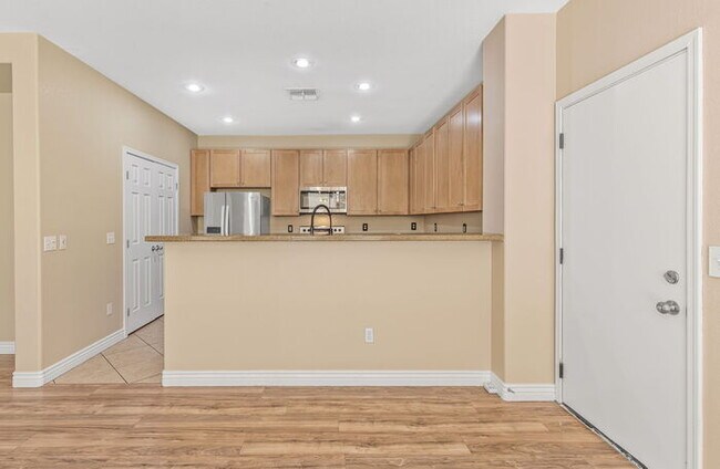 Building Photo - 3828 E Jasper Dr