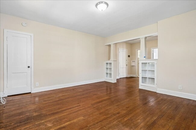 Building Photo - 3944 7th St NE