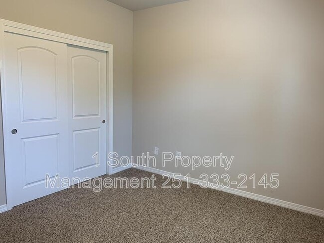 Building Photo - 8591 Prince Ct