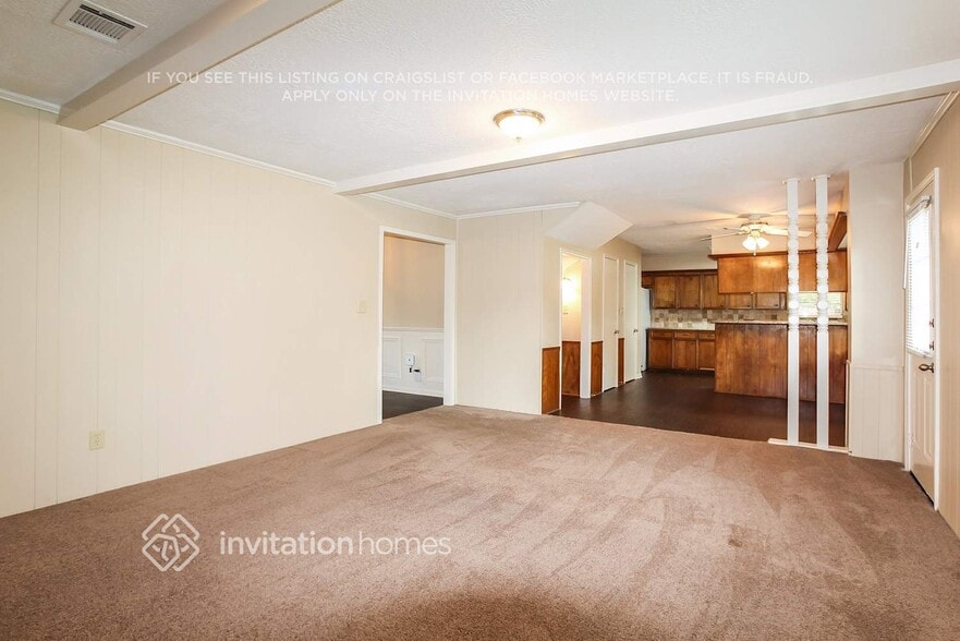 Building Photo - 5318 Woodville Ln