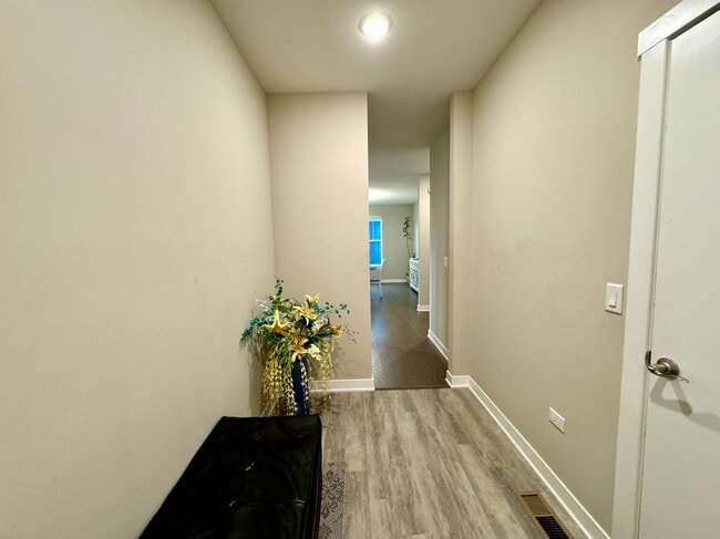 Building Photo - Newly Built 5-bedroom featuring luxe finishes and a spa-inspired master suite.