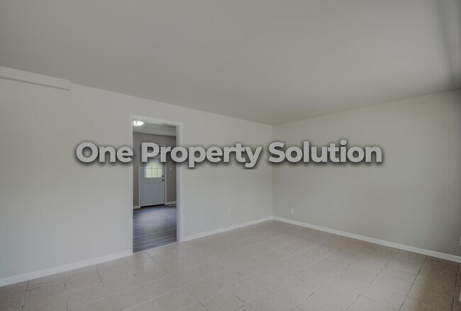 Building Photo - 5001 Carolina St