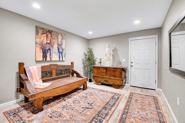 Building Photo - 30573 Sun Creek Dr