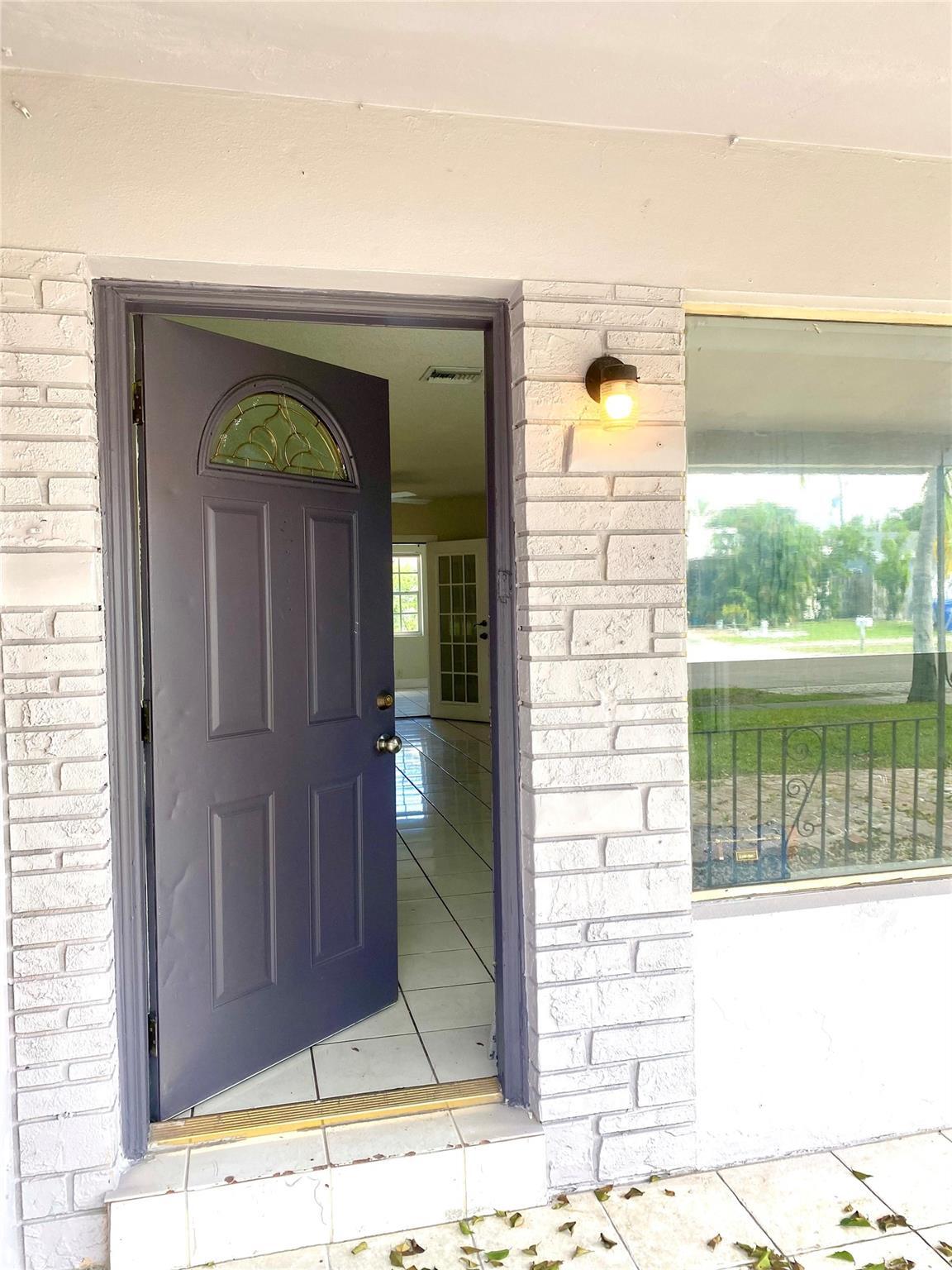 Building Photo - 3770 NE 16th Ave