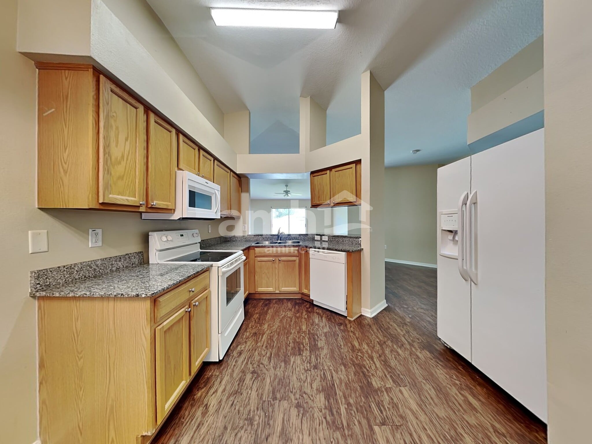 Building Photo - 30846 Midtown Ct