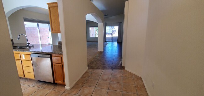 Building Photo - 1805 Quail Point Ct