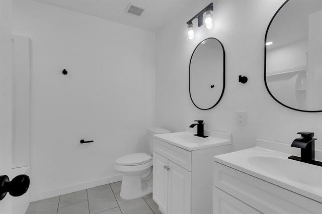 Building Photo - 6124 Sundown Dr