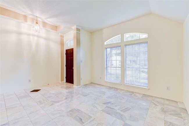 Building Photo - 16206 Waiting Spring Cir