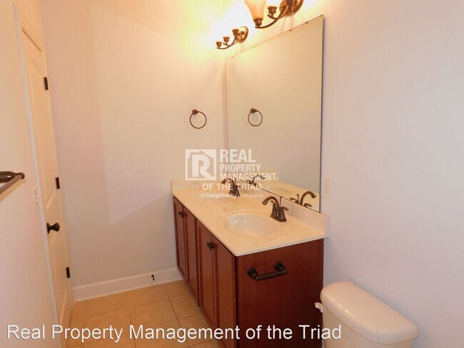 Building Photo - 3 br, 2.5 bath House - 4028 Canterwood Drive