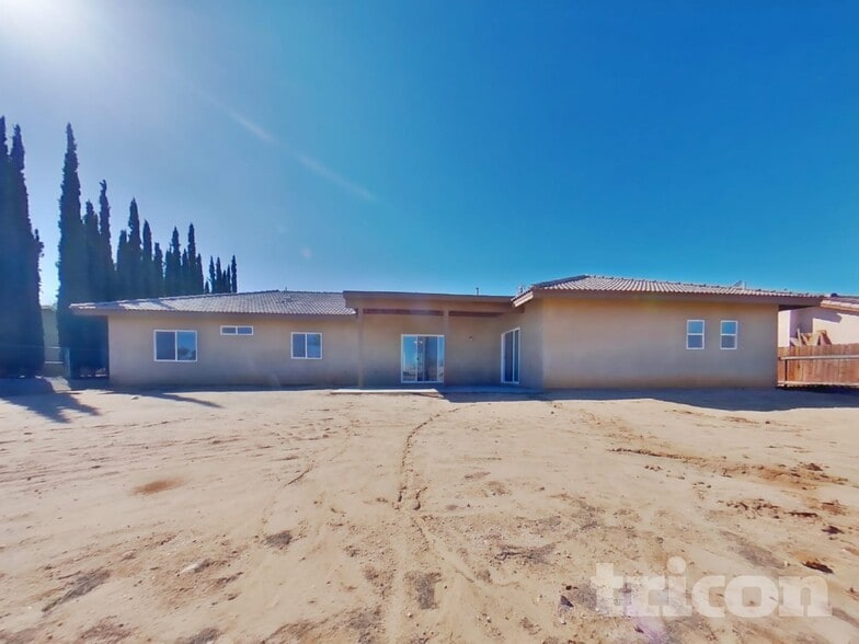 Building Photo - 16014 Tokay St