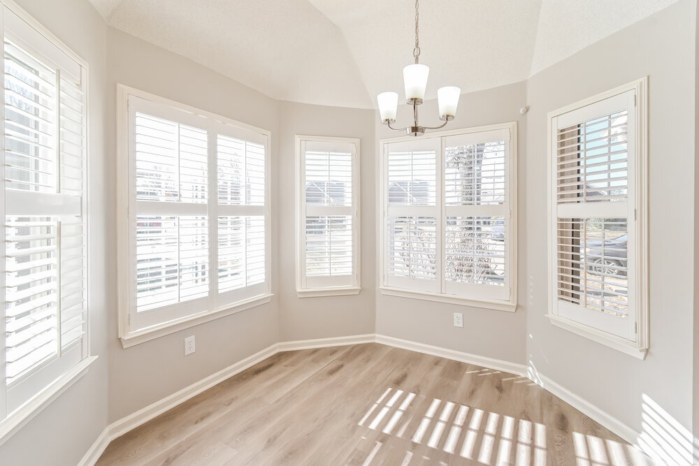 Building Photo - 5856 Kayla Dr