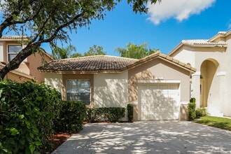 Building Photo - 5841 Eagle Cay Ln