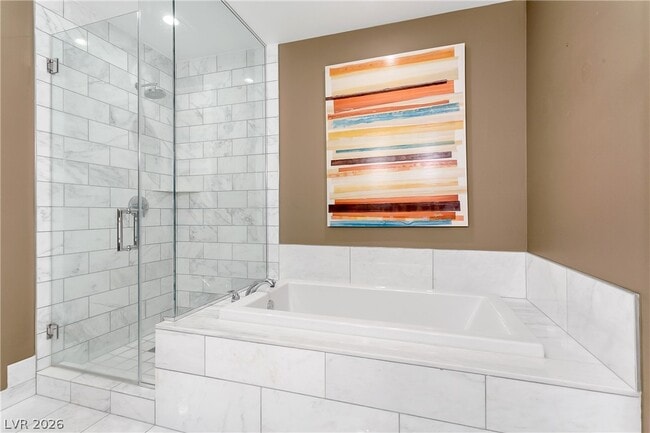 Building Photo - 4471 Dean Martin Dr