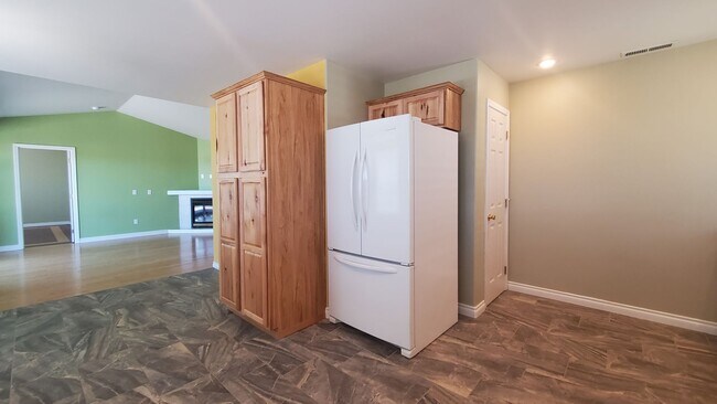 Building Photo - 2452 N Rhode Island Ct