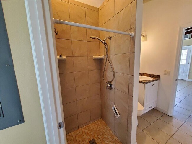 Building Photo - 37646 Hendley Ave