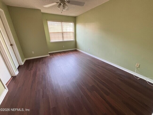 Building Photo - 8531 Sturbridge Cir W