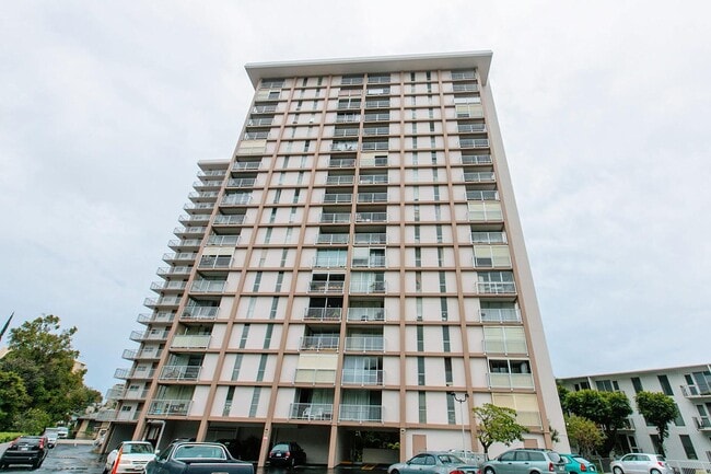 Building Photo - 1617 Keeaumoku St